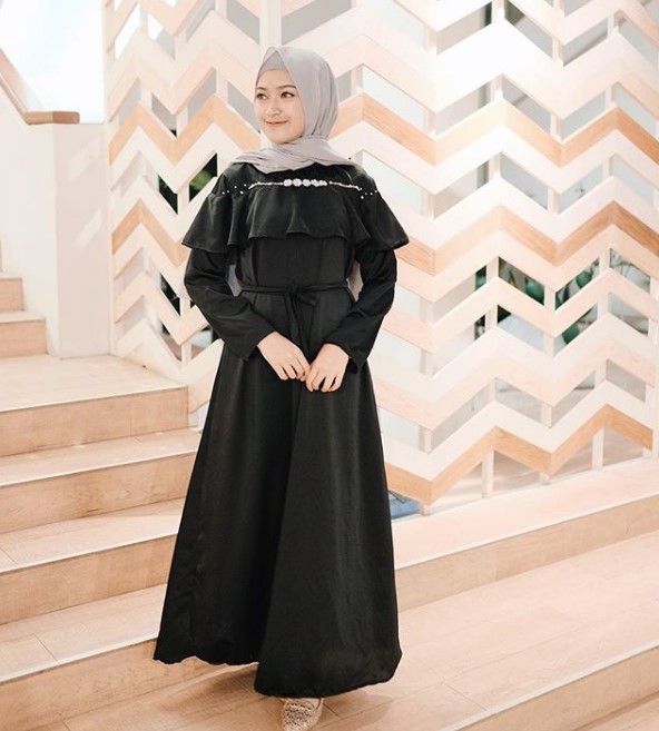 Model Baju Gamis Modern Anak Muda Masa Kini Sabrina Hitam