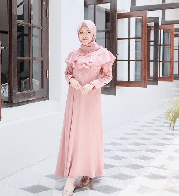Model Baju Gamis Modern Anak Muda Masa Kini Sabrina Peach Nude