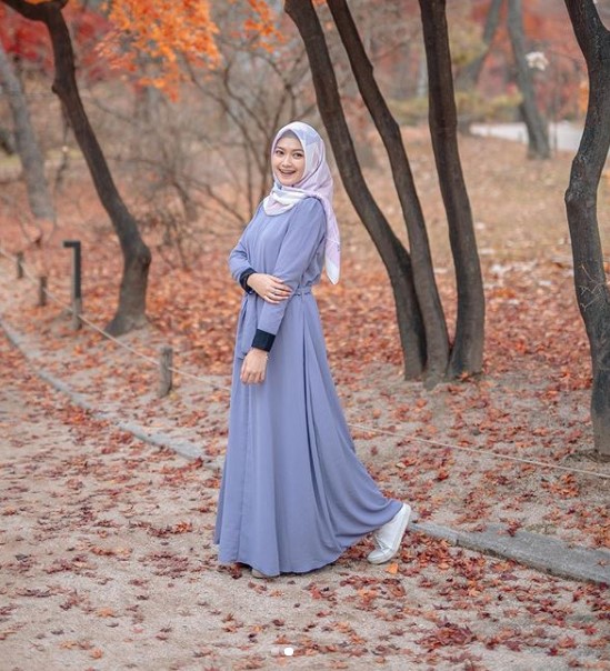 Model Baju Gamis Modern Anak Muda Masa Kini Sifon Ikat Pinggang Grey