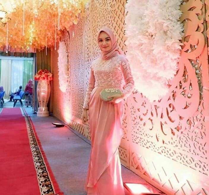 Model Baju Gamis Pesta Brokat Mewah Soft PinkModel Baju Gamis Pesta Brokat Mewah Soft Pink