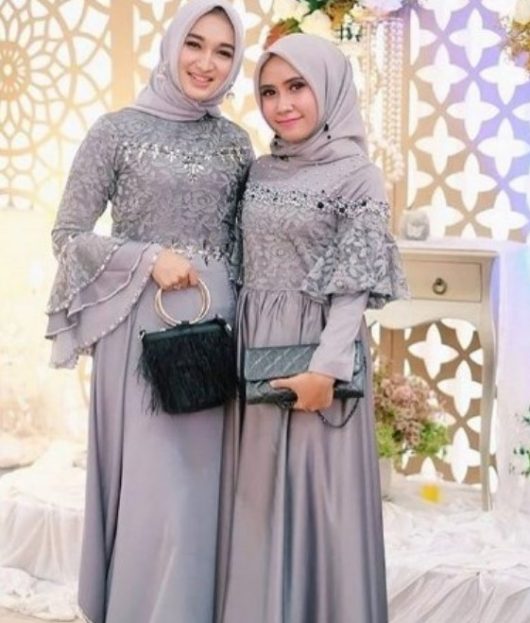 Model Baju Gamis Pesta Mewah Lengan Lonceng Brokat Satin Silver