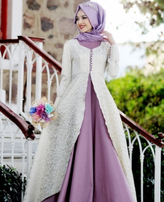 Model Baju Gamis Pesta Sederhana Belah Tengah Lavender