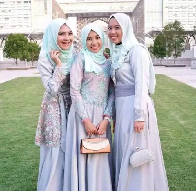 Model Baju Gamis Pesta untuk Orang Gemuk Brokat Satin Aqua Blue