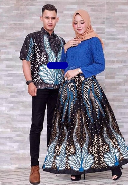Model Gamis Brokat Kombinasi Batik Terbaru Simple Rok Lebar Biru Elektrik