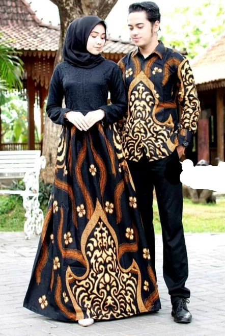 Model Gamis Brokat Kombinasi Batik Terbaru Simple Rok Lebar Hitam