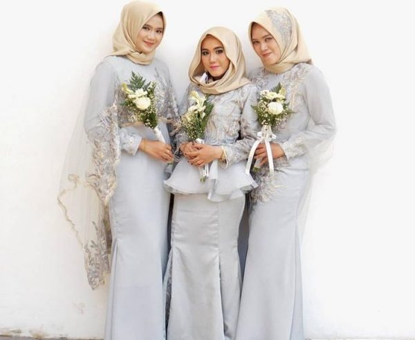 Model Gamis Brokat Kombinasi Satin Mewah Peplum Cape Aqua Blue
