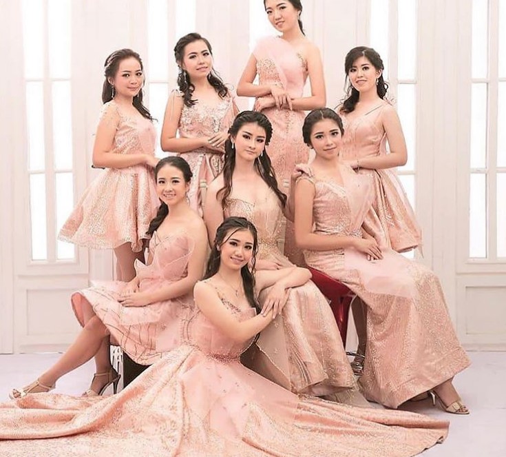 Model Gamis Brokat Pesta Baby Pink