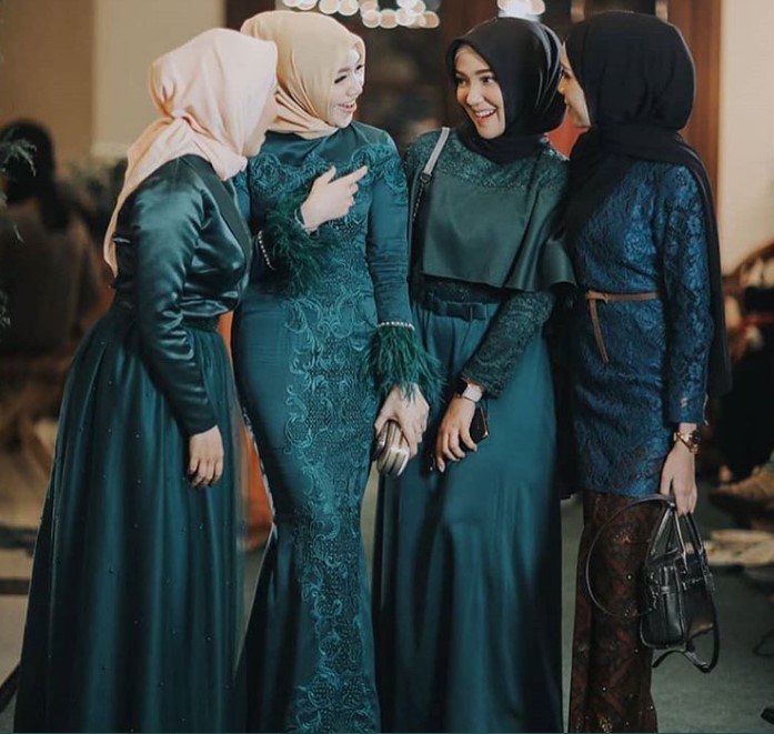 Model Gamis Brokat Pesta Hijau ua