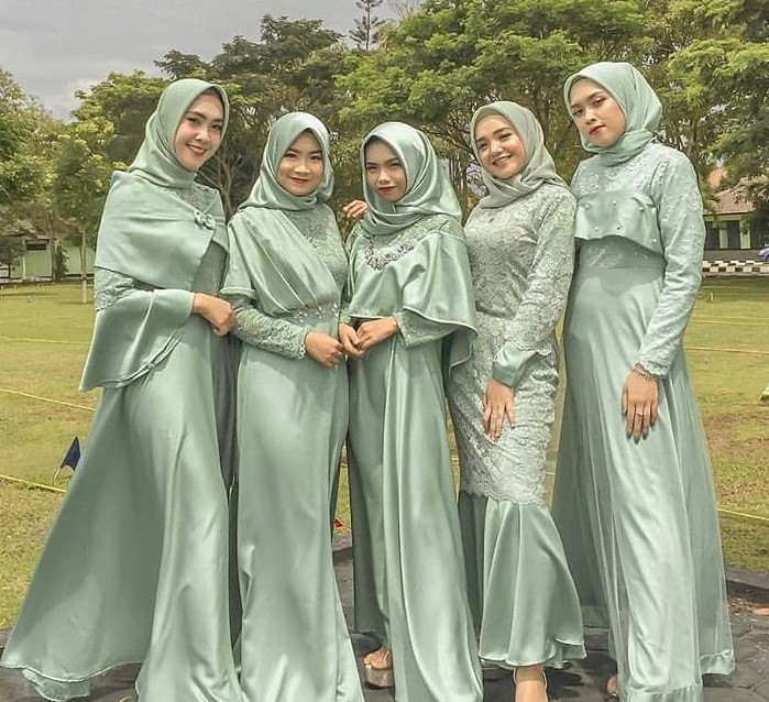 Model Gamis Brokat Pesta Soft Tosca