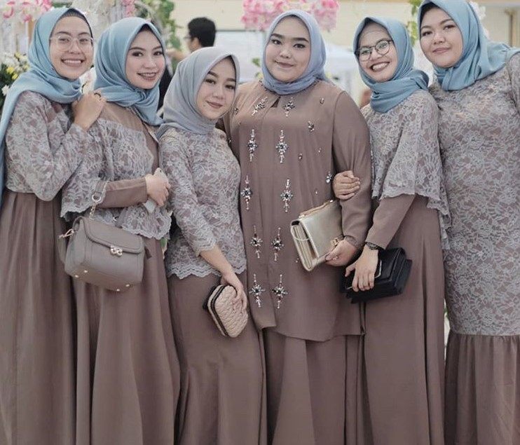 Model Gamis Brokat Untuk Orang Gemuk Agar Terlihat Kurus Duyung Milo