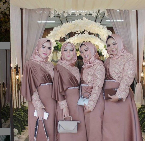 Model Gamis Brokat Untuk Orang Gemuk Agar Terlihat Kurus Model Selendang Cream