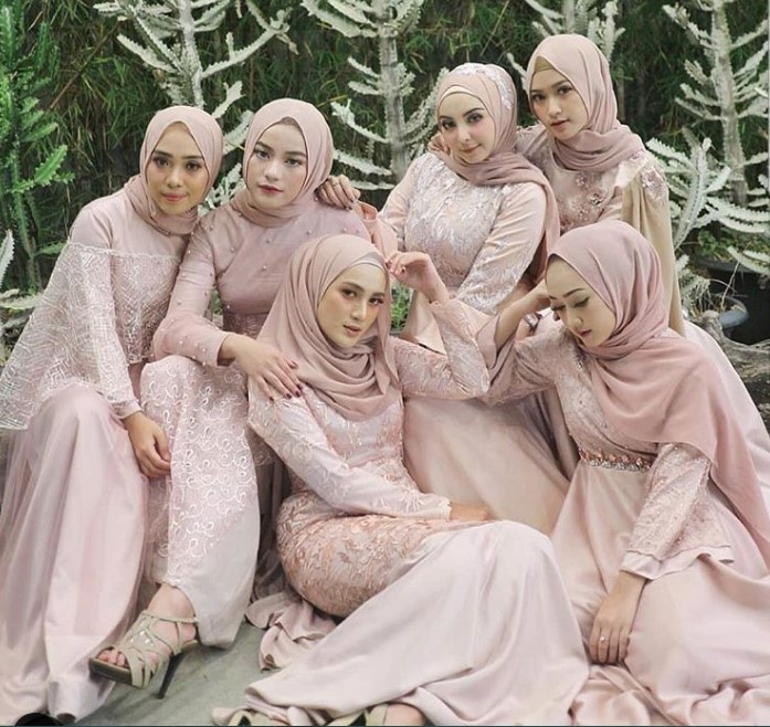 Model Kebaya Gamis Brokat Modern Baby Dusty Pink