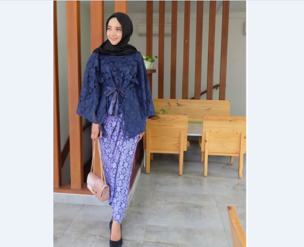 Model Kebaya Modern Blouse Brokat Navy