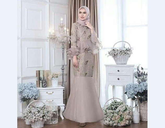 Model Kebaya Muslim Duyung Berlengan Terompet Mocca