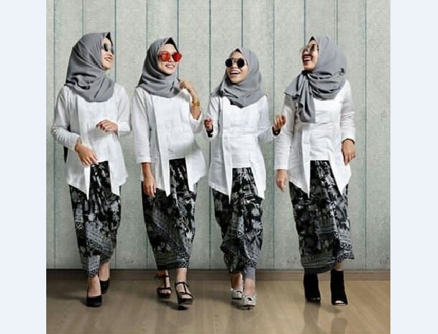 Model Kebaya Muslim Kutubaru Putih Hitam Abu