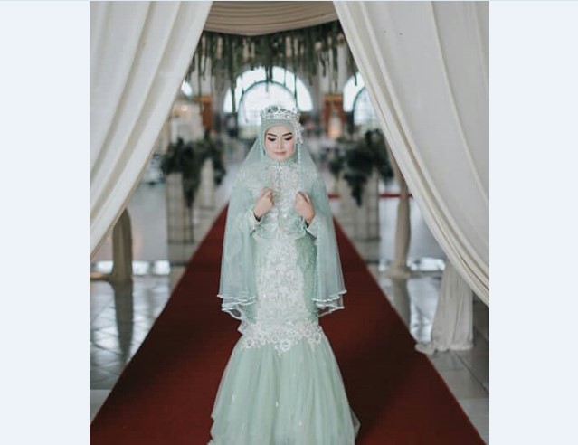 Model Kebaya Pengantin Perpaduan Tudung Kepala Tosca Muda