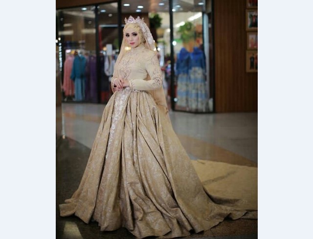 Model Kebaya Pengantin Princess Coklat Lipat-lipat