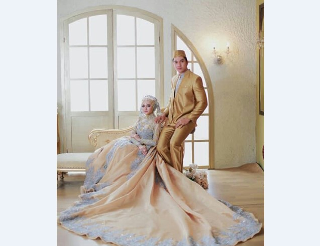 Model Kebaya Pengantin Princess Oranye Biru Muda