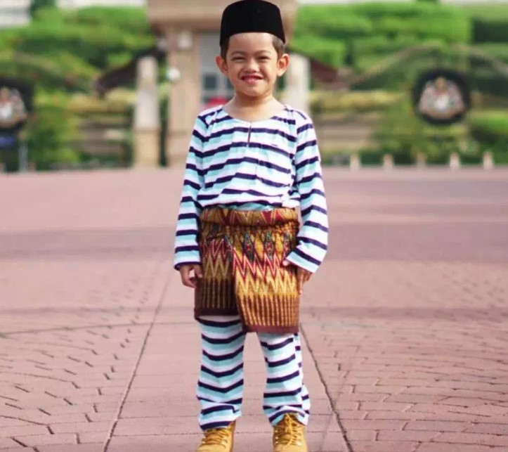 Baju Monyet, Pakaian Adat Riau