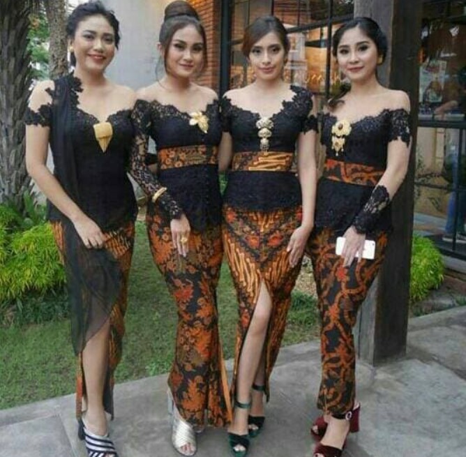 Pakaian Adat Bali Modern Terbaru Kombinasi Bati Hitam