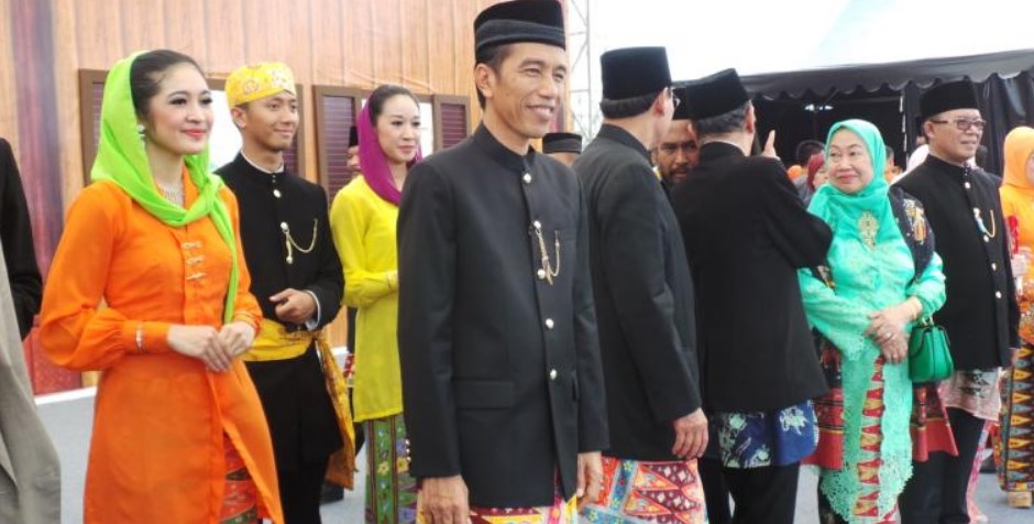 Pakaian Adat Betawi Asli
