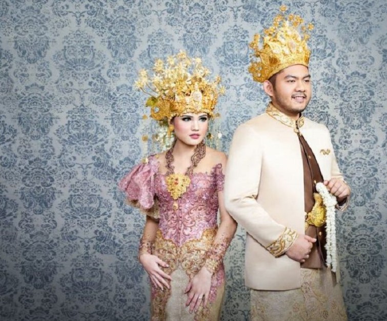 Pakaian Adat Pengantin Palembang Modern Klasik