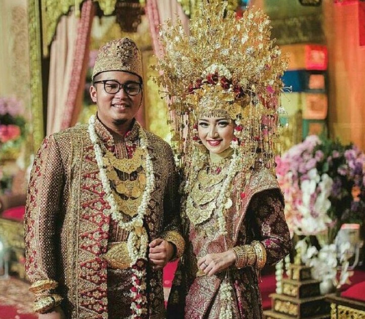 Pakaian Adat Pengantin Palembang Modern