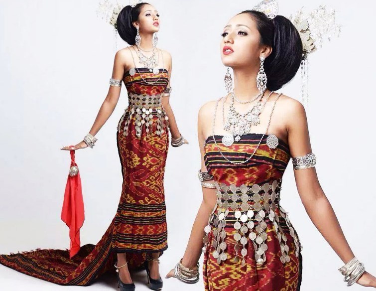 Pakaian Adat NTT Wanita Tradisional Suku Dawan