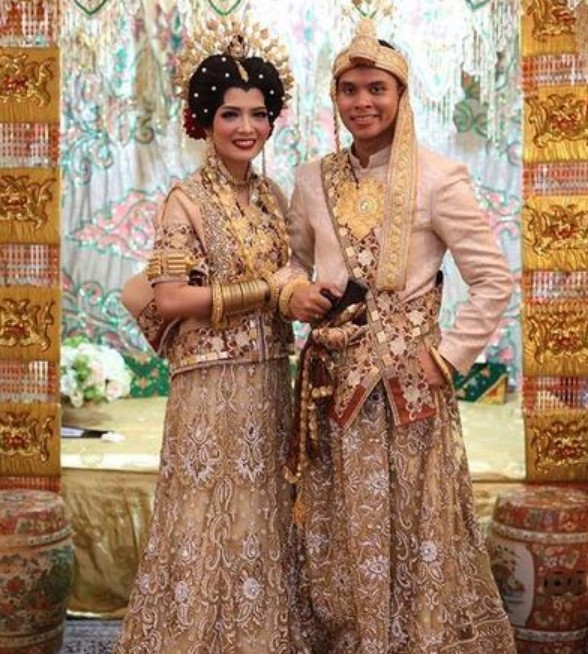 Pakaian Adat Pengantin Sulawesi Tradisional Modern