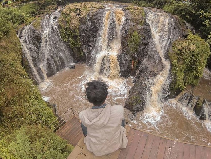 Air Terjun Maribaya