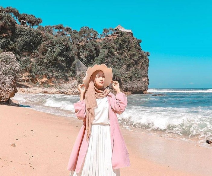 Alamat dan Lokasi Pantai Pok TunggalAlamat dan Lokasi Pantai Pok Tunggal