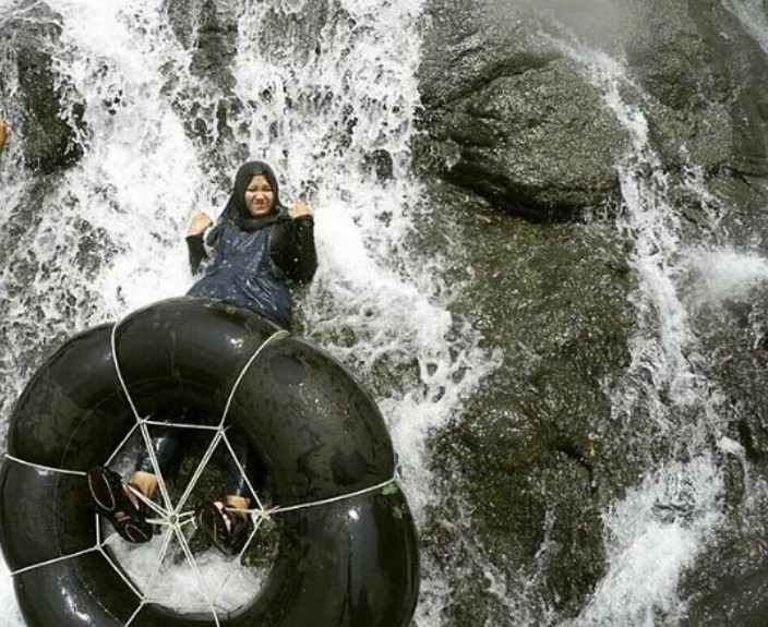 Arung Jeram Khas Sumber Maron