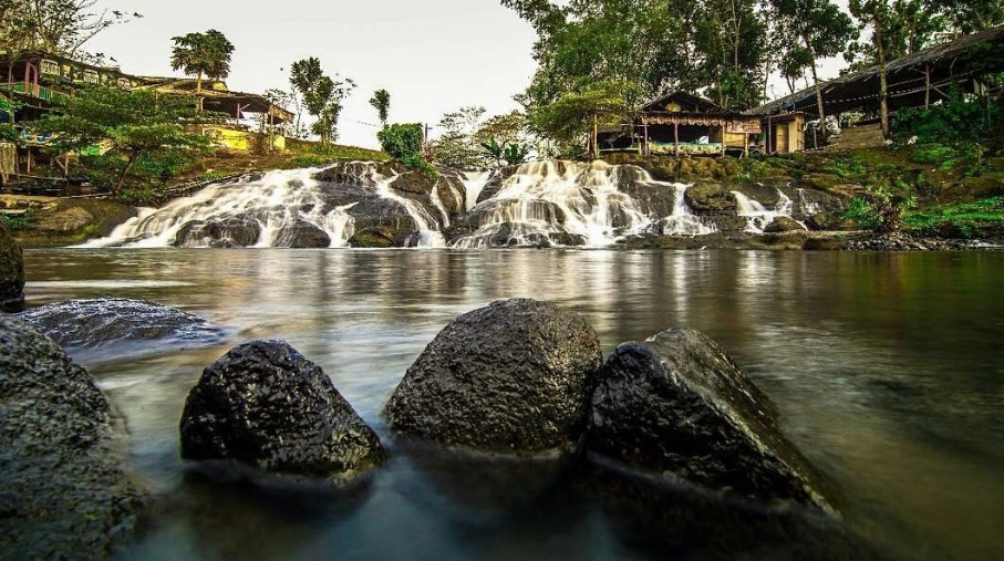 Jam Buka Sumber Maron