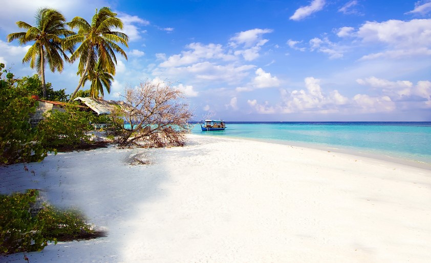 Keindahan Tempat Wisata Pulau Seribu Nan Elok