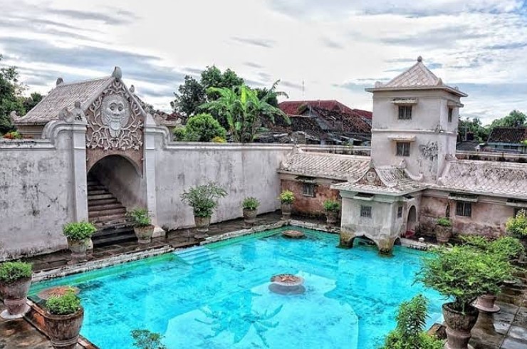 Keindahan Tempat Wisata Taman Sari Jogja yang Bersejarah