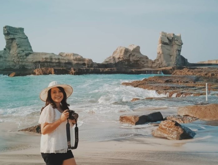 Spot Foto Indah Pantai Klayar