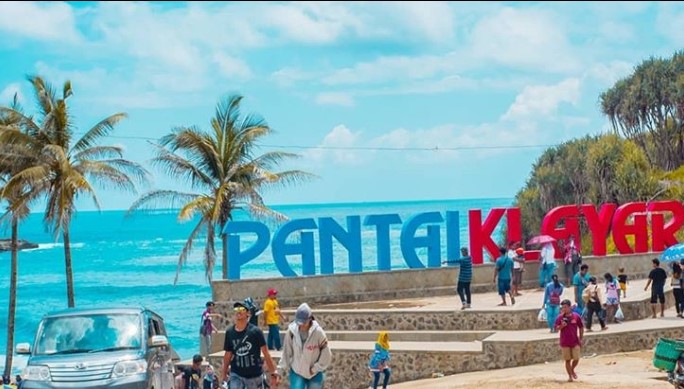 Tips Berkunjung ke Pantai Klayar