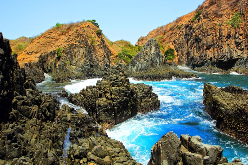 Pantai Semeti