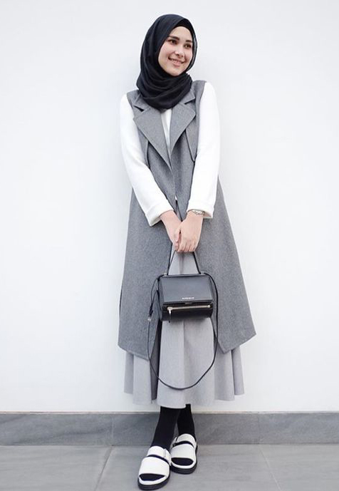 Baju Kerja Wanita Berjilbab terbaru