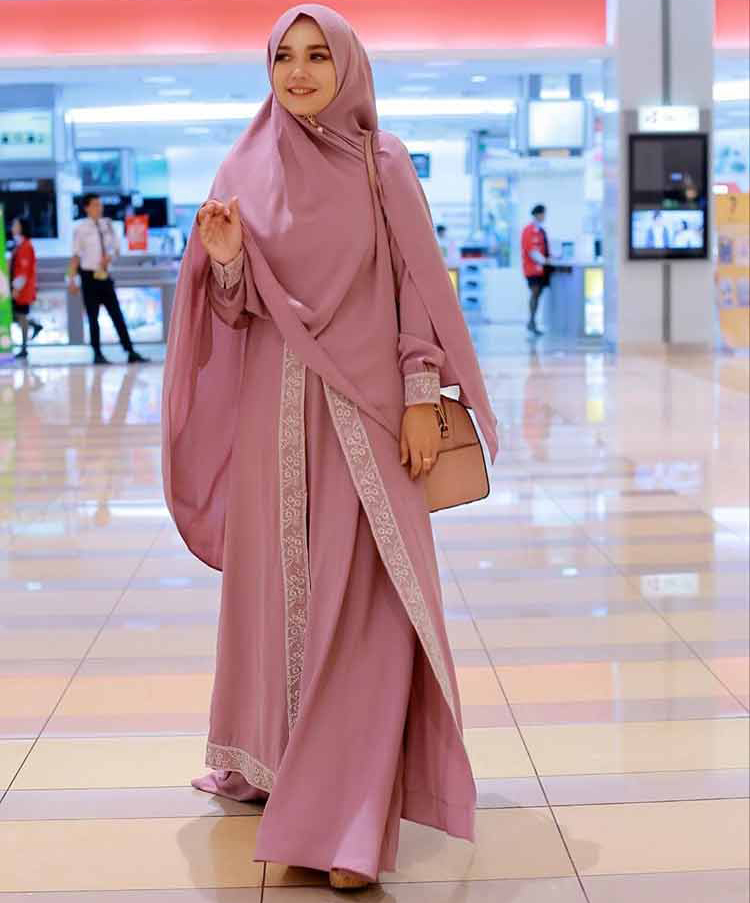 Gamis Syar’i Cantik Modis dan Modern