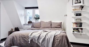 Ranjang minimalis full white