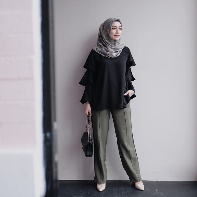 Outfit Ngantor Ala Nabila Hatifa